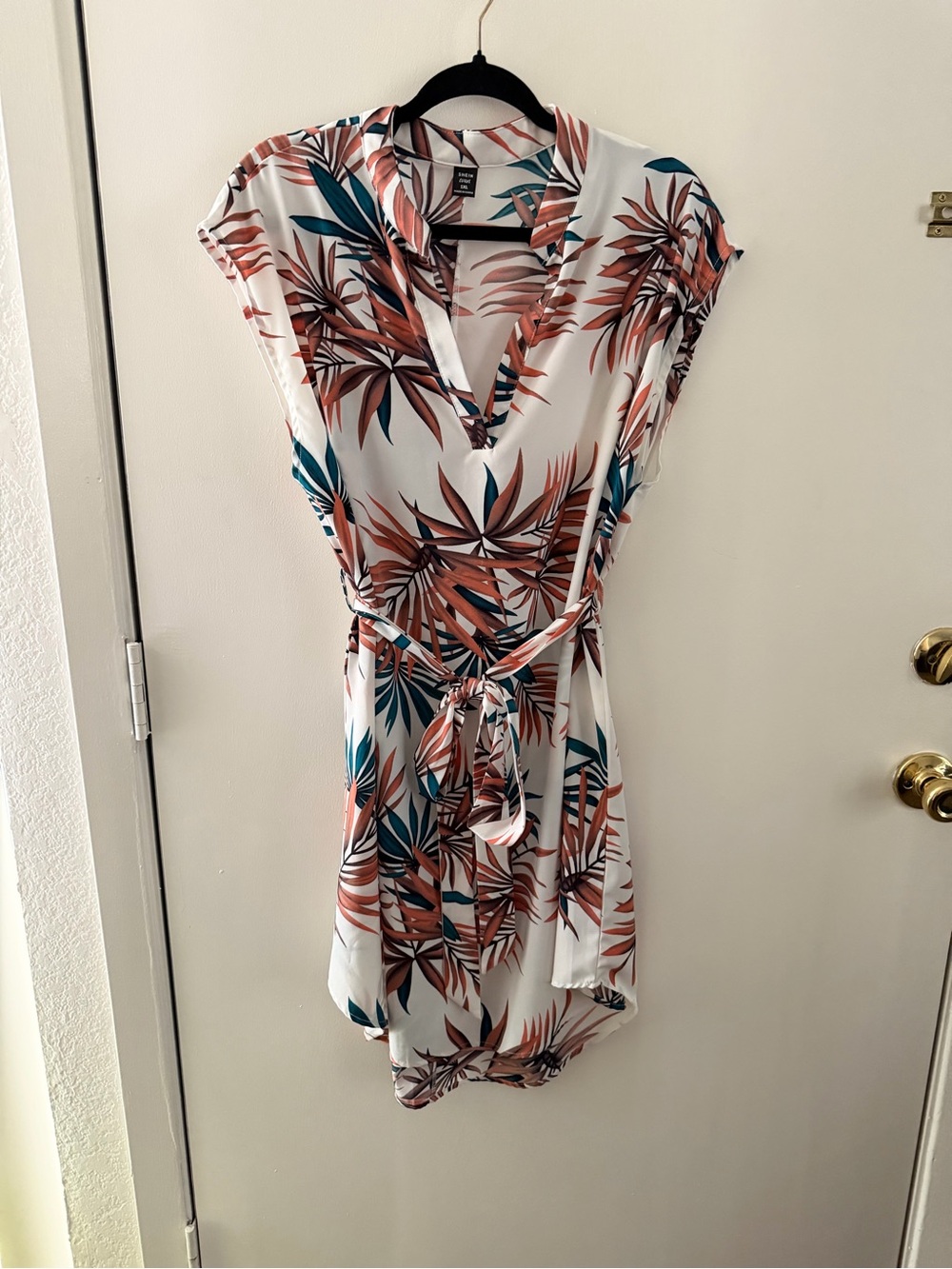 SHEIN White Tropical Print High-Low Dress with Coral and Teal Leaves